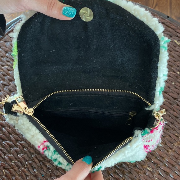 Handmade Moroccan Handbag - Picture 3 of 5